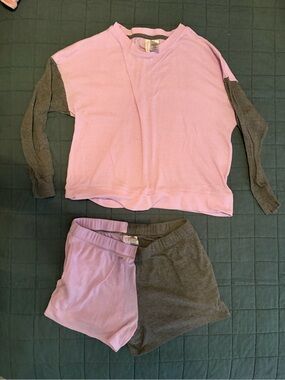 Women’s Two-Tone Cozy Lounge Shorts — Pink and Gray